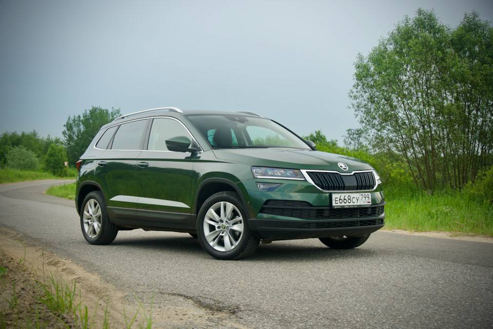 Новый кроссовер kia, который подвинет skoda karoq и vw t-roc - украина за рулем