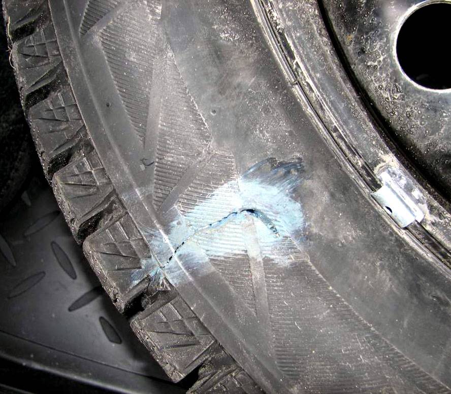 Грыжи, проколы, порезы: какие повреждения шин можно ремонтировать, а какие – нет | инфо-сми