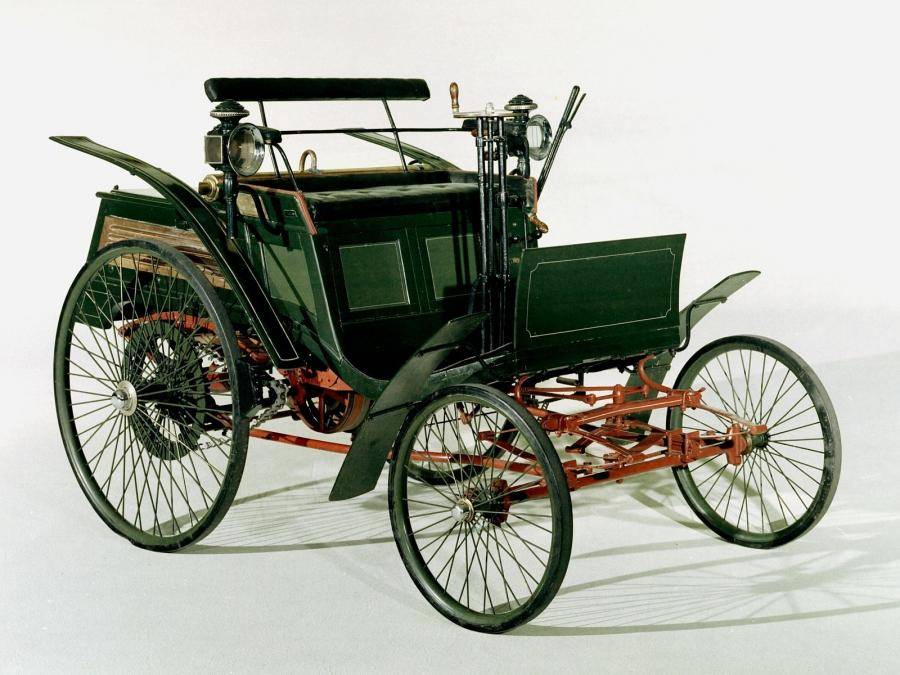 Каким был первый в мире автомобиль
