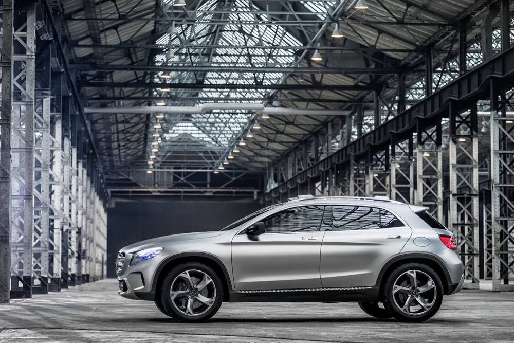 Mercedes-Benz GLA впервые сменил поколение