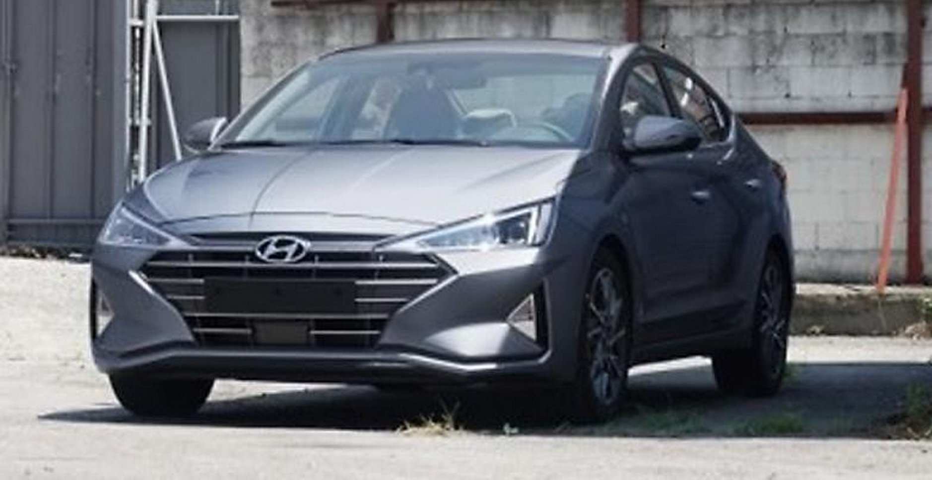 Рассекречен облик обновленной Hyundai Elantra