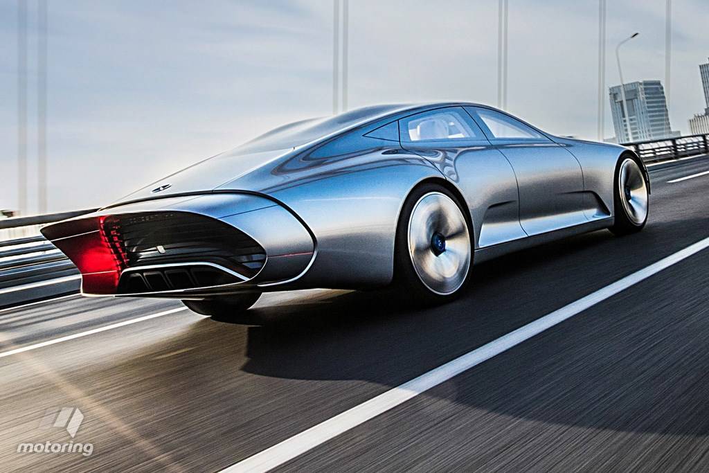 Mercedes выпустит новый электрокар с зарядом батареи на 500 км