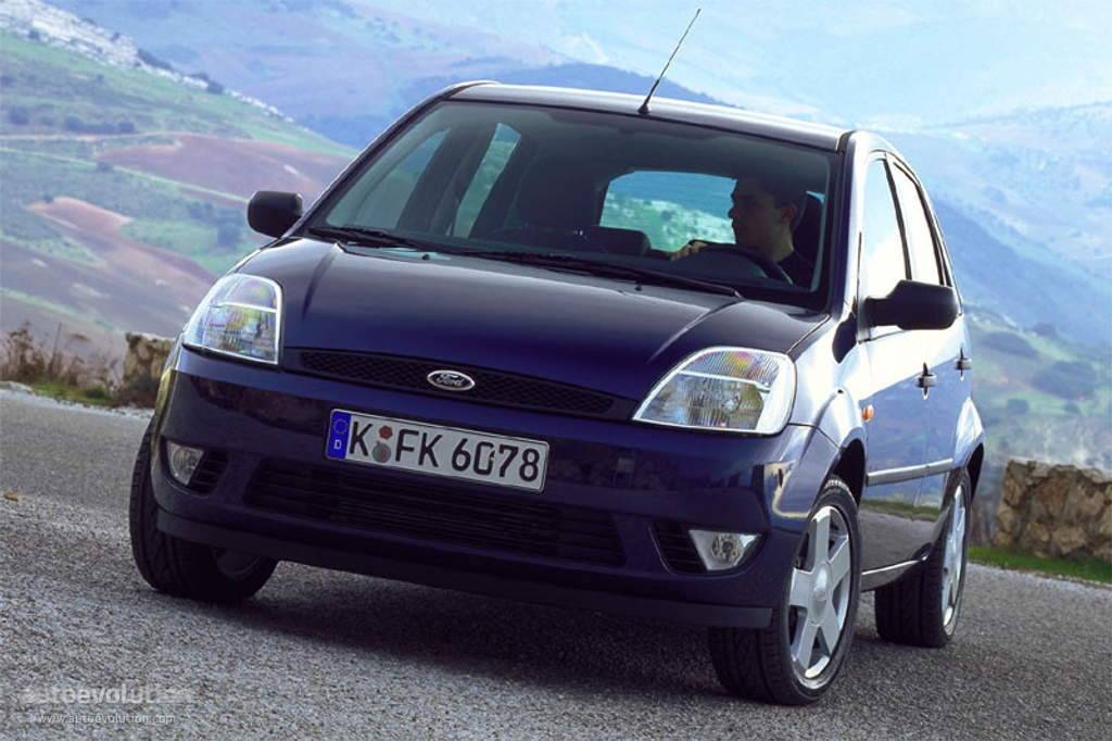 Дешево и не стыдно: кому подойдет Ford Fiesta Mk5