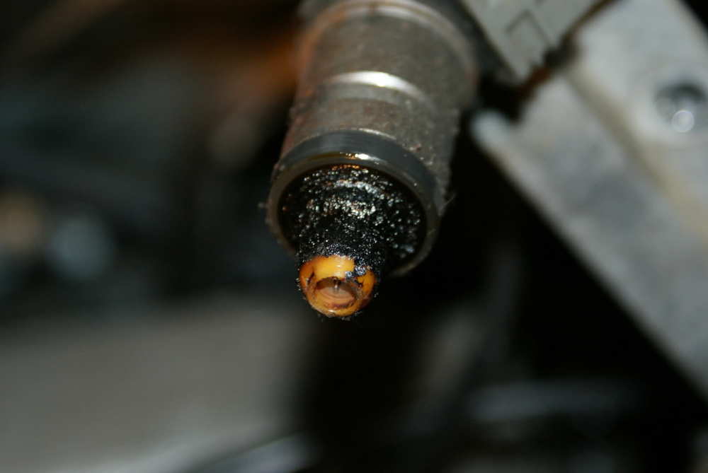 Почему течет форсунка на двигателе: причины и ремонт
