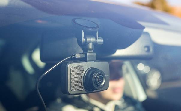 Как выбрать видеорегистратор для автомобиля: параметры и советы по выбору автомобильных видеорегистраторов