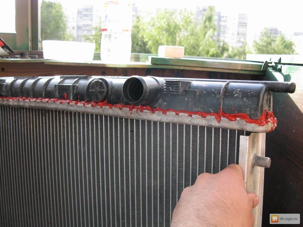 Ремонт радиатора автомобиля своими руками в гараже и в пути