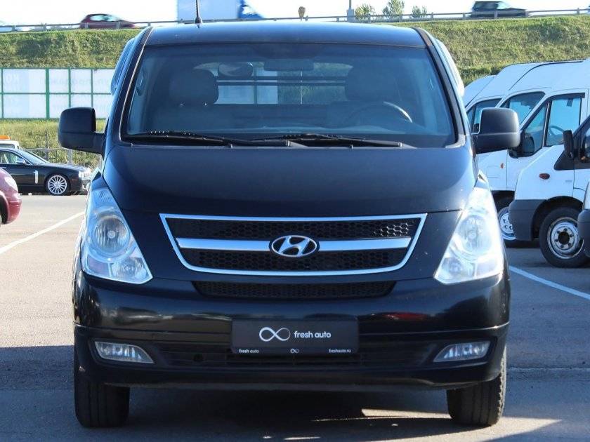 Обзор Hyundai H-1: минивэн или дом на колесах