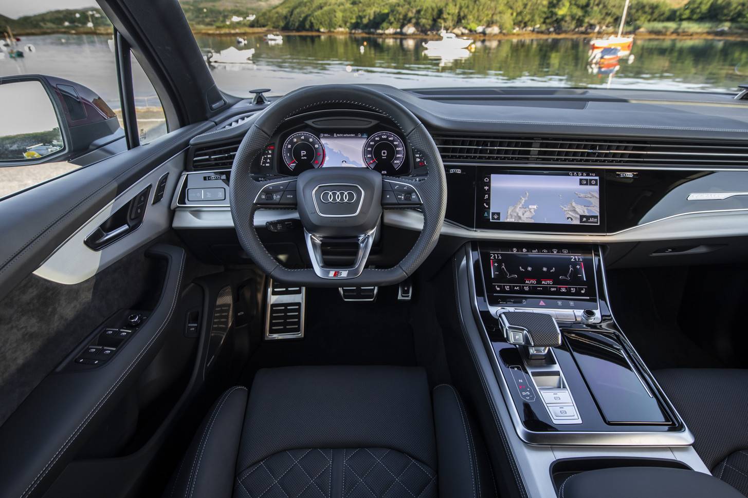 Обновленный Audi Q7 начал продаваться в России