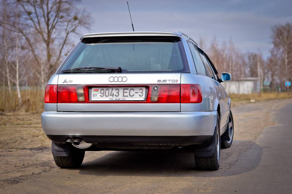 Audi s6 c4 2.2 mt (230 л.с.) 4×4 седан