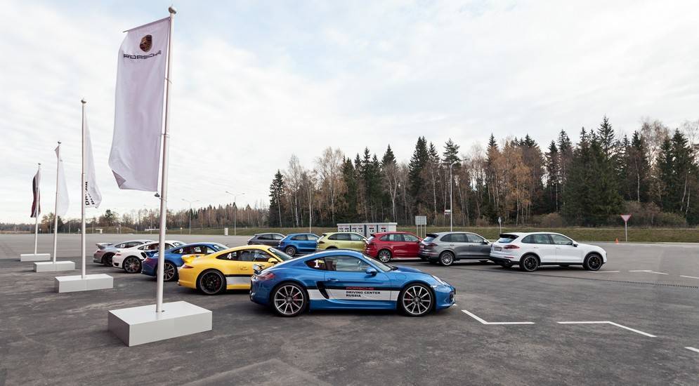 Porsche experience center russiа. предлагаем приобрести сертификаты в центр вождения porsche.