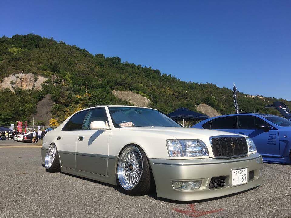 Тойота Краун s200 stance