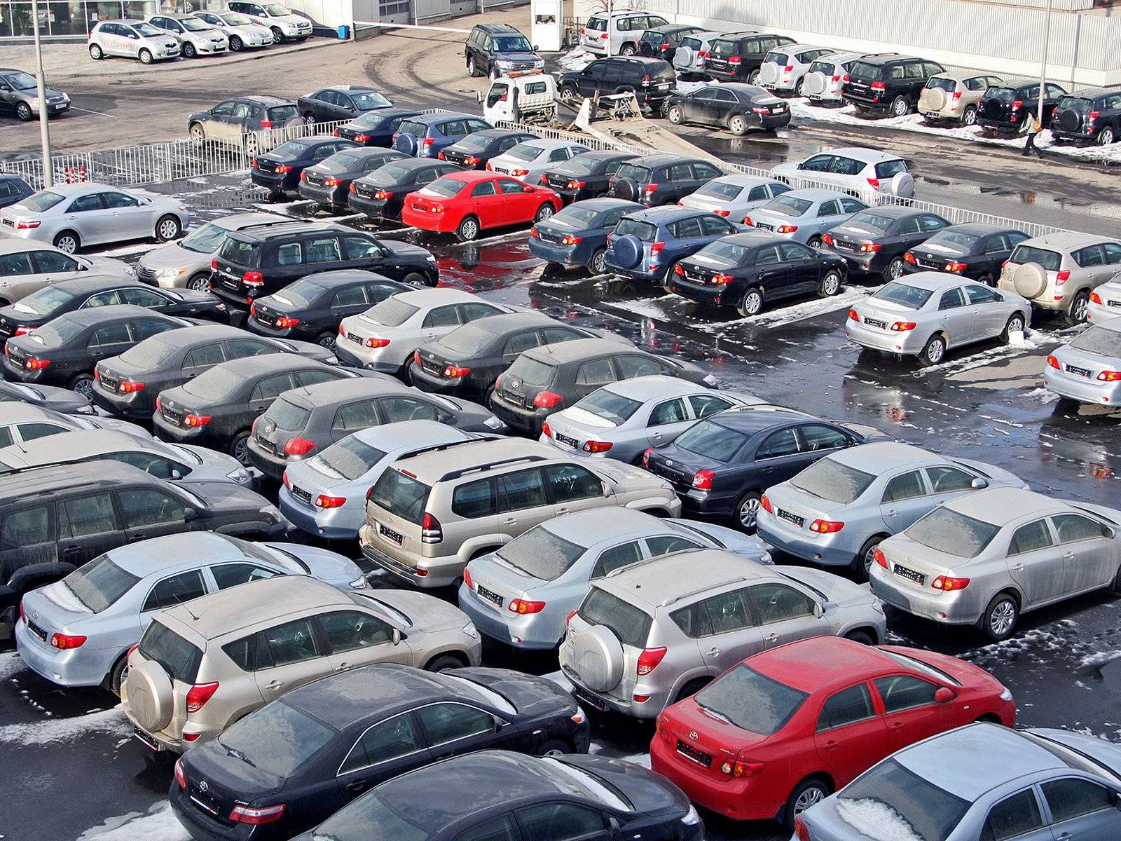 Эксперты назвали автомобили, которые чаще всего продаются со скрученным пробегом