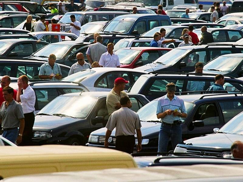 Спрос на автомобили с пробегом растет, но цены не меняются