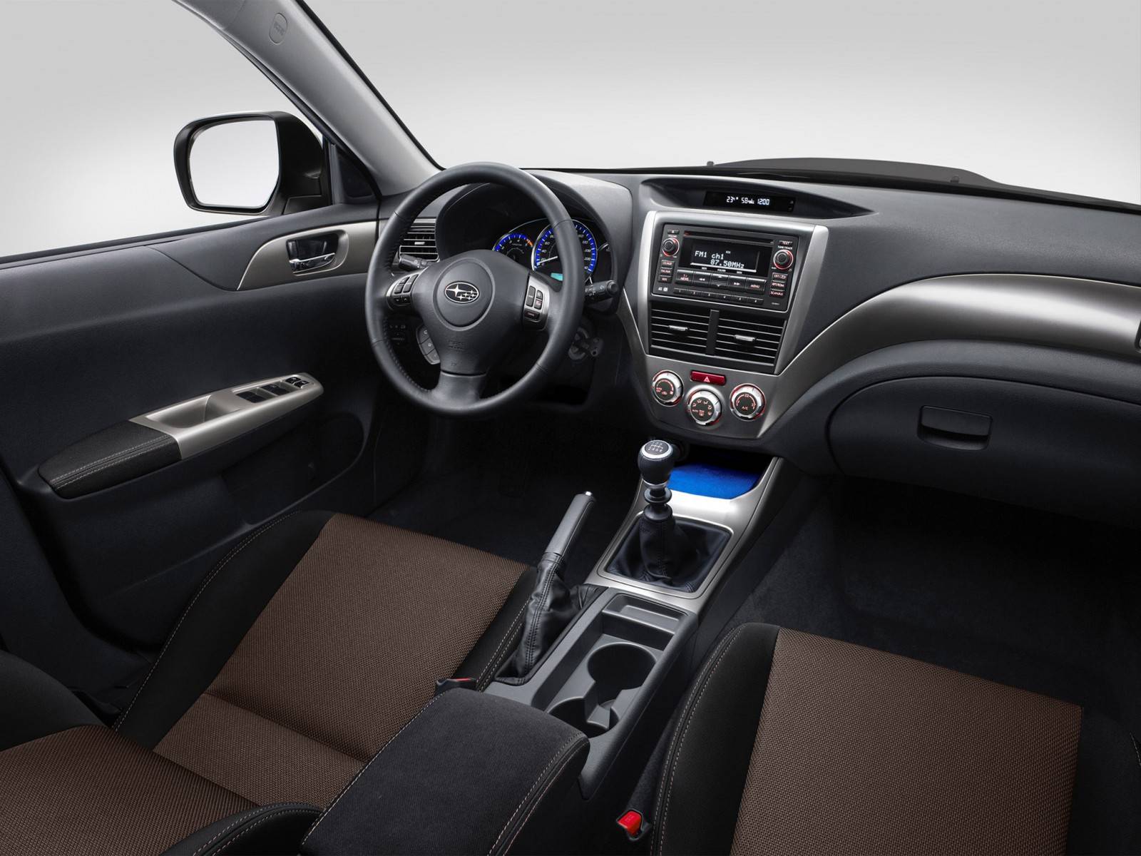 Много шума — и ничего: почему не стоит покупать Subaru Impreza III поколения