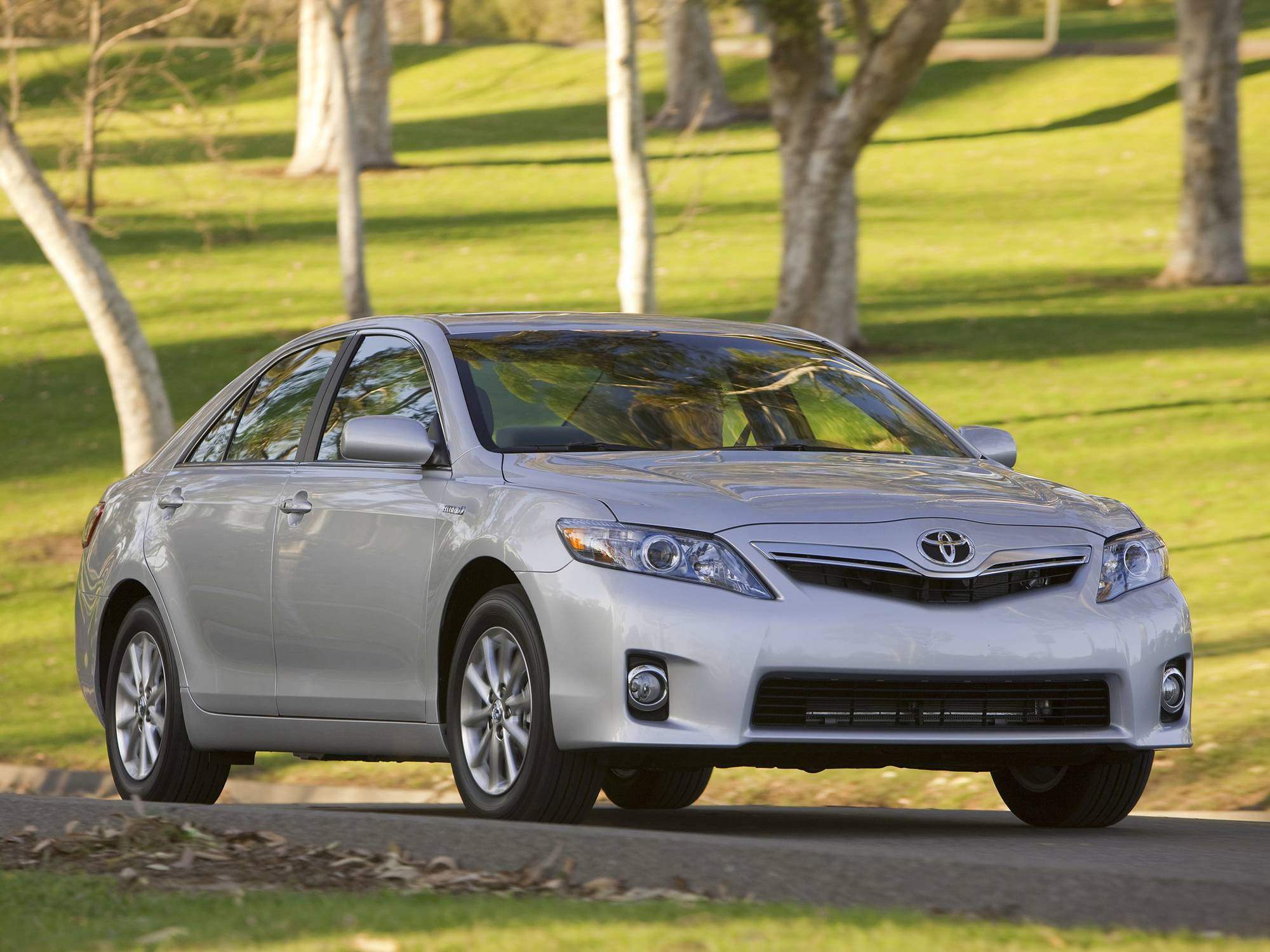 Средний или бизнес-класс: обзор Toyota Camry (XV40)