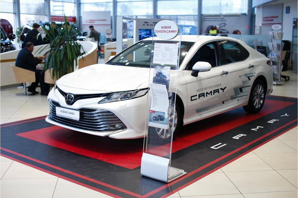 Спортивная Toyota Camry начала продаваться в России