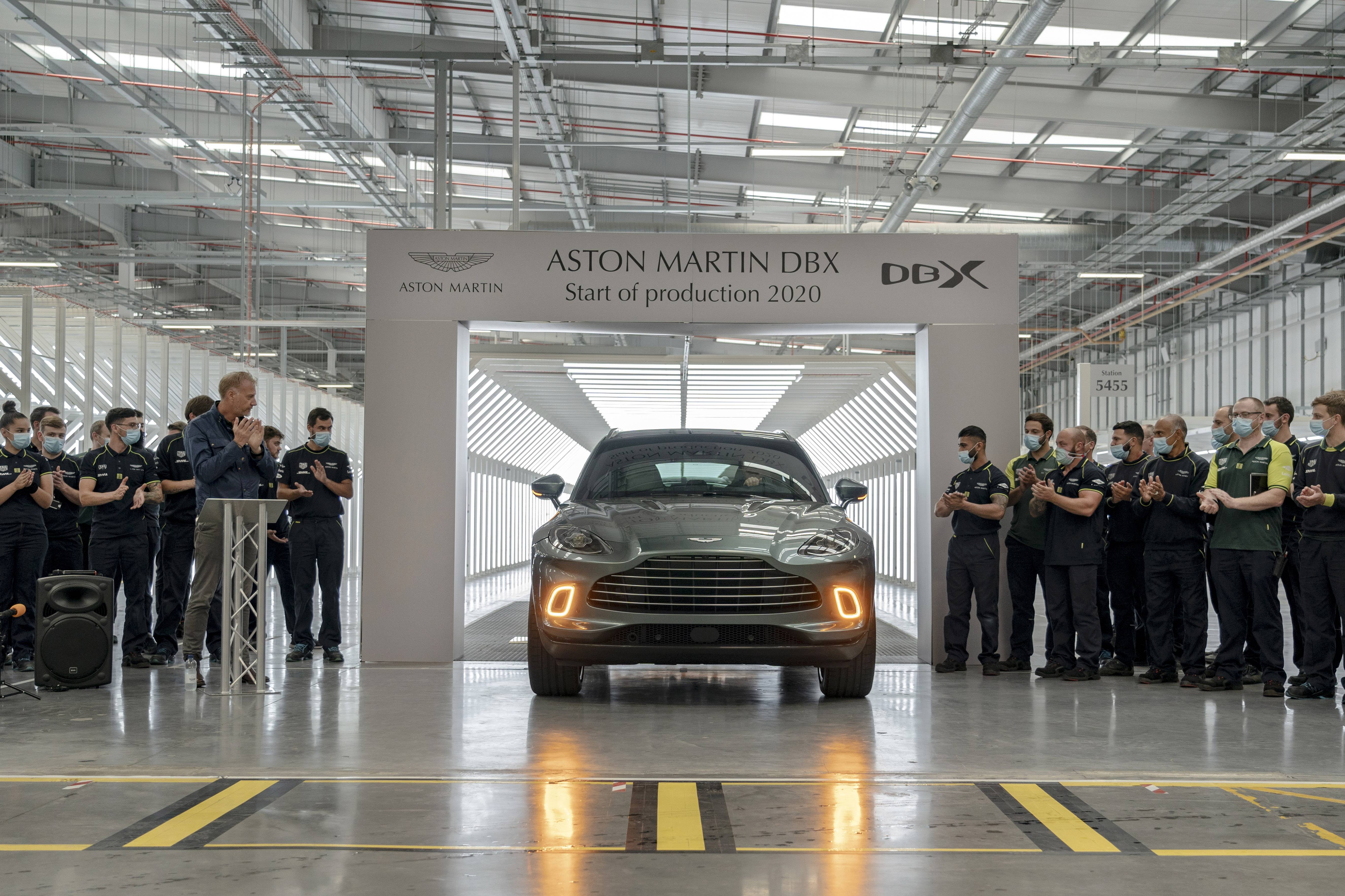 Aston Martin презентовал свой первый кроссовер