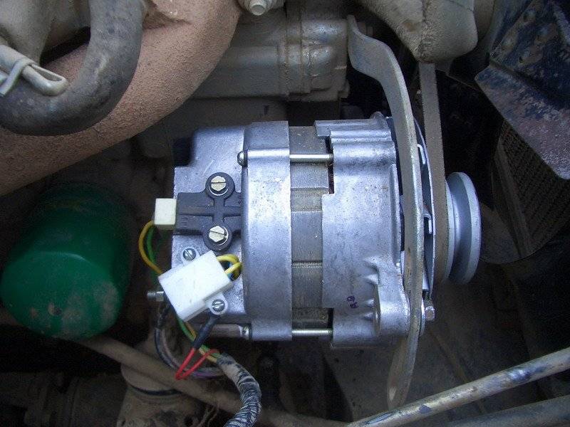 Как проверить заряжает ли генератор аккумулятор | автомеханик.ру