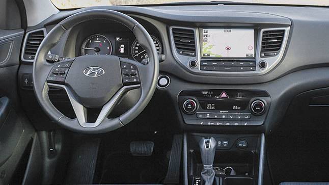 Nissan Qashqai II против Hyundai Tucson III: стоит ли переплачивать