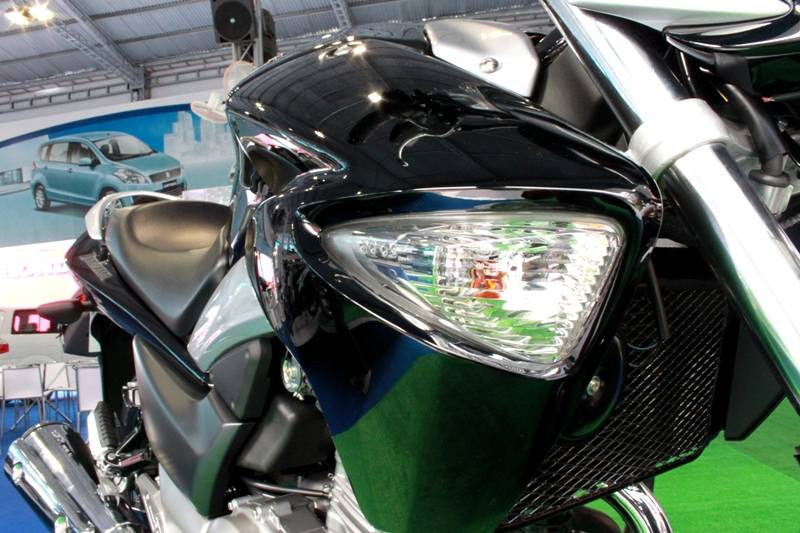 Обзор мотоцикла suzuki gsr 250 (gw250, inazuma 250)