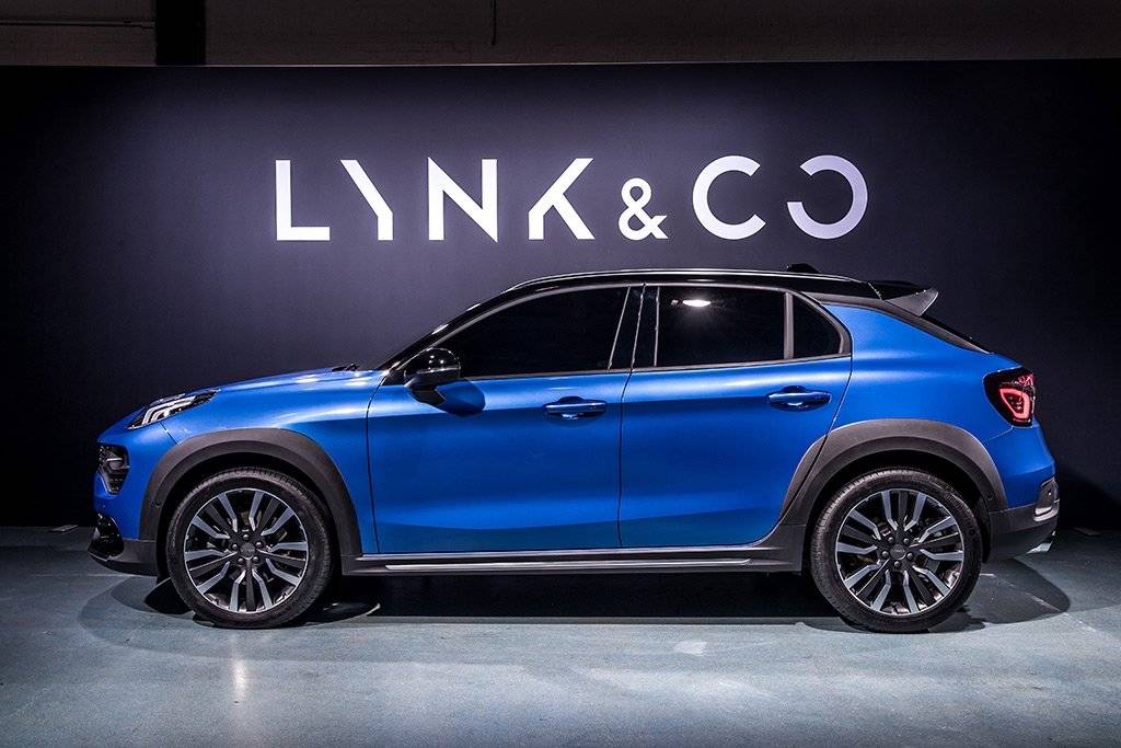 Link co. Кроссовер Lynk&co. Geely Lynk co. Автомобили Lynk co 02. Link co 02 кроссовер.