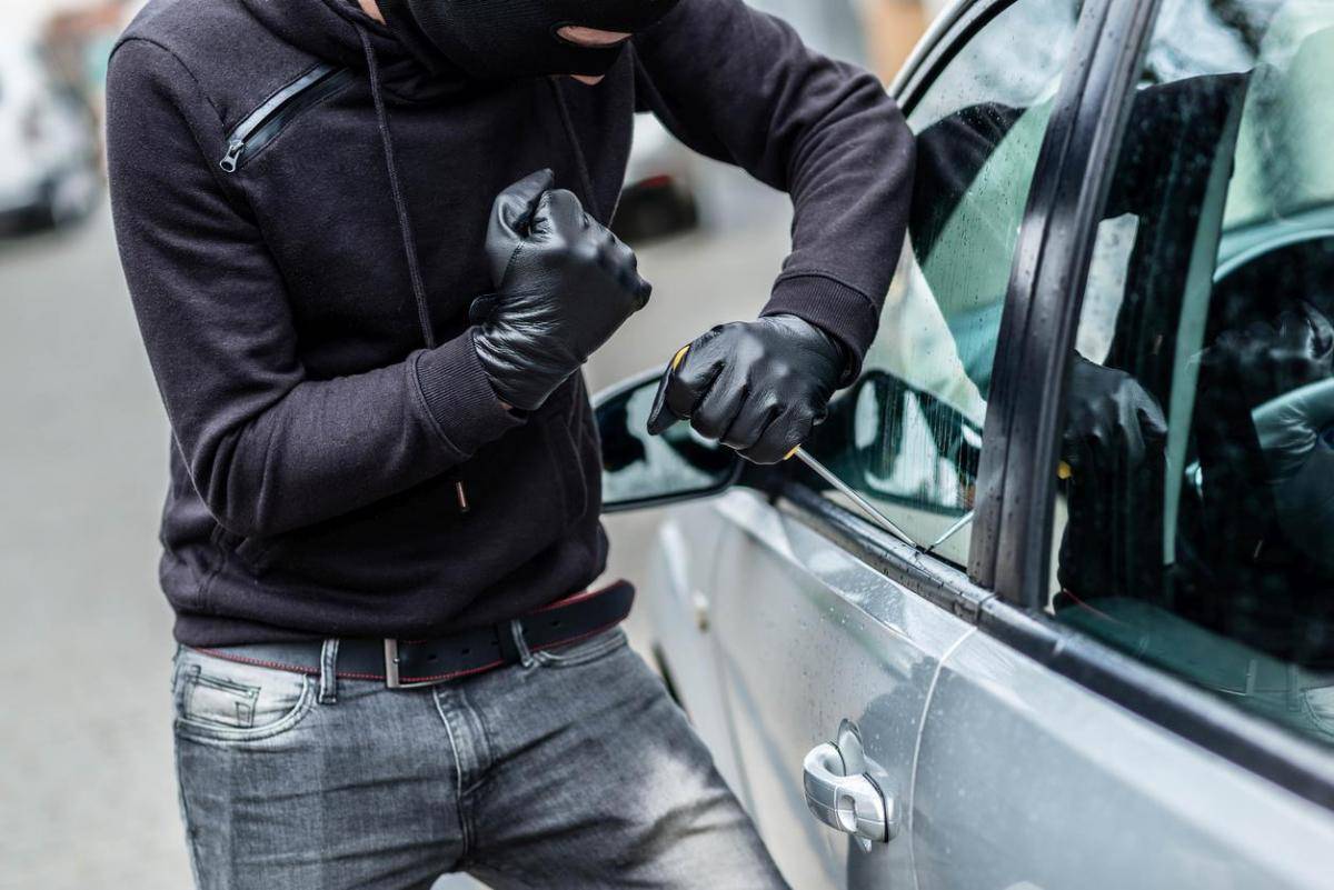Угонщики выходят из самоизоляции: эксперты назвали пять самых похищаемых авто