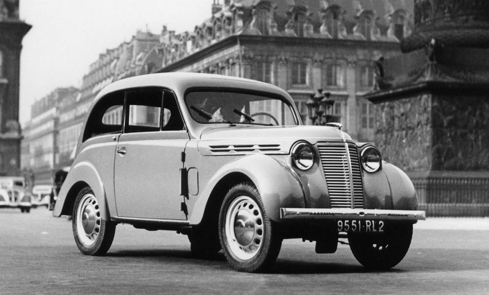 27 легендарных советских автомобилей: на чём ездили в ссср