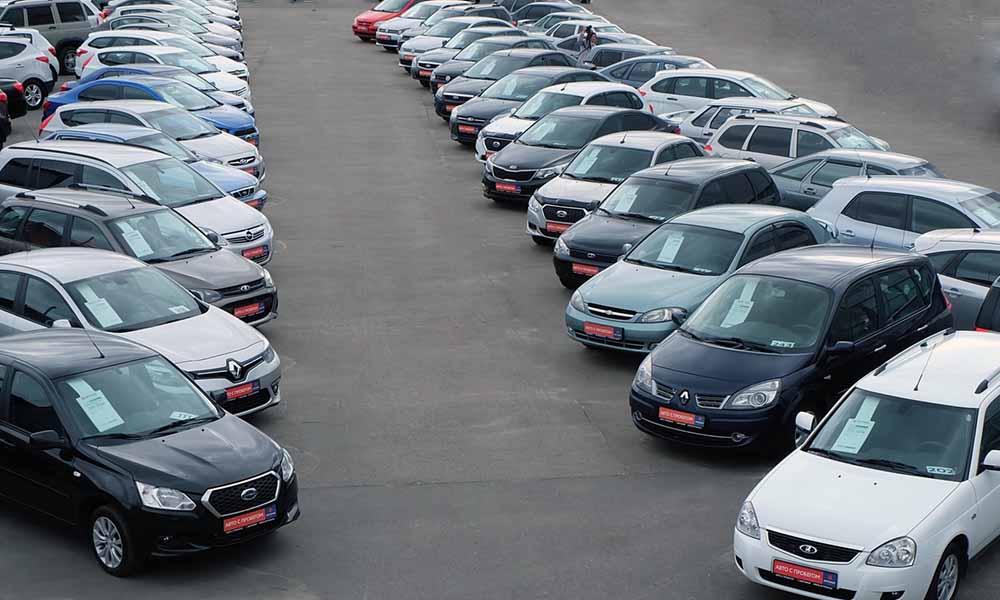 Дешевле полумиллиона не найти: 10 самых дешевых автомобилей российского рынка