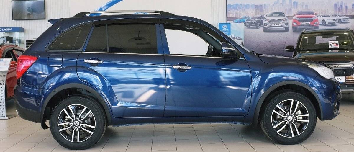Китайский «внедорожник» по цене «Нивы»: обзор Lifan X60 I (до рестайлинга)