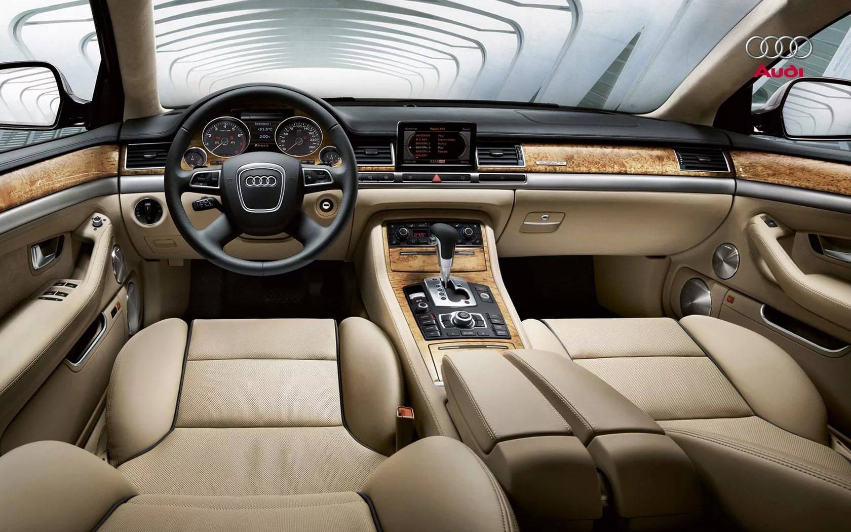 Дорогое удовольствие: обзор Audi A8 (D4)