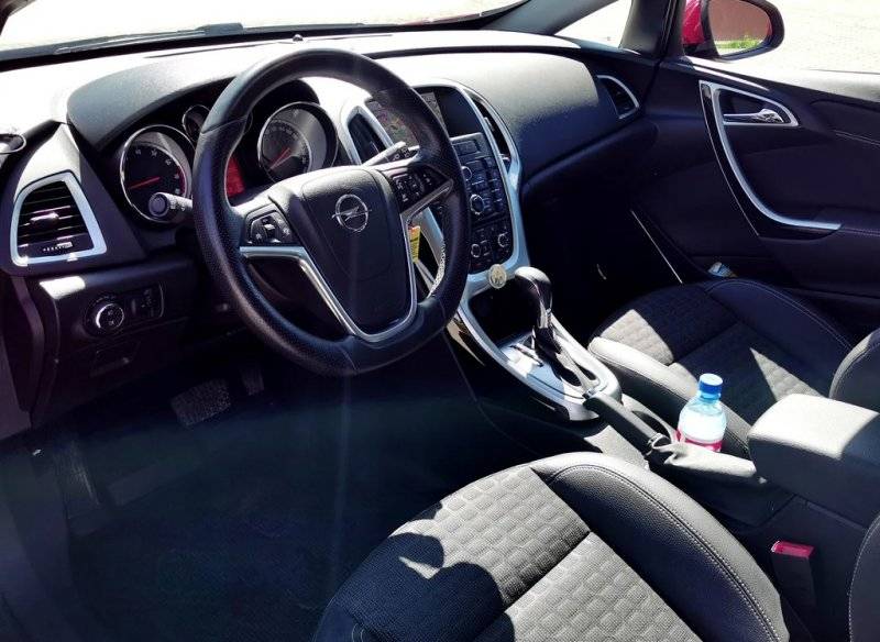 Обзор Opel Astra H: правда ли, что всё так плохо