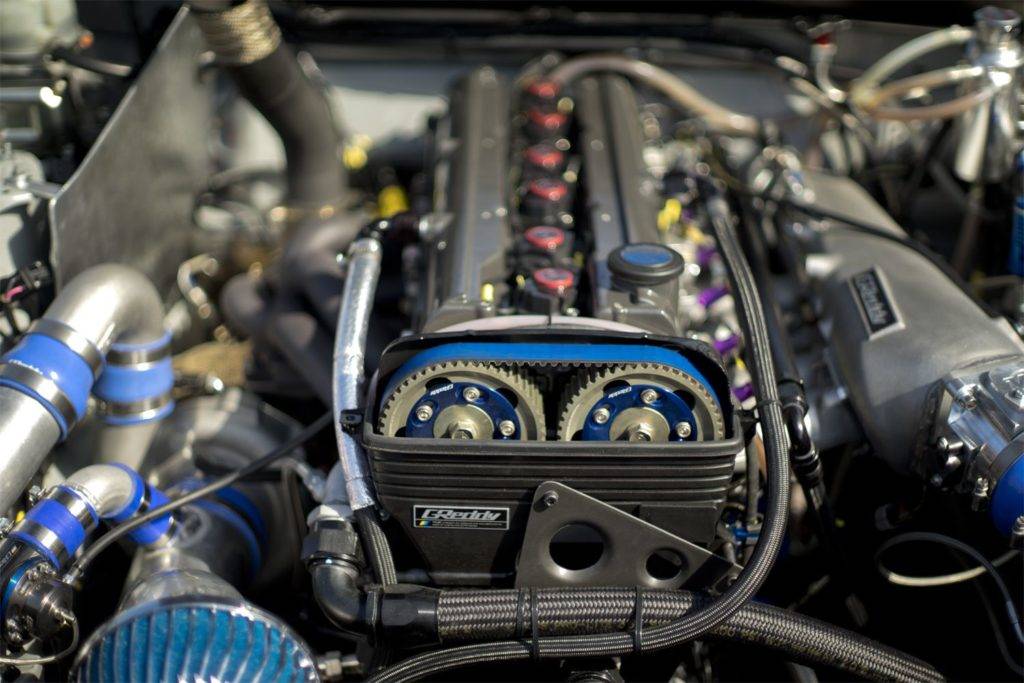 Десять самых сложных автомобильных двигателей