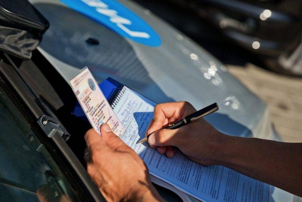 Как обжаловать отказ в регистрации автомобиля в гибдд и почему тс могут не поставить на учет?