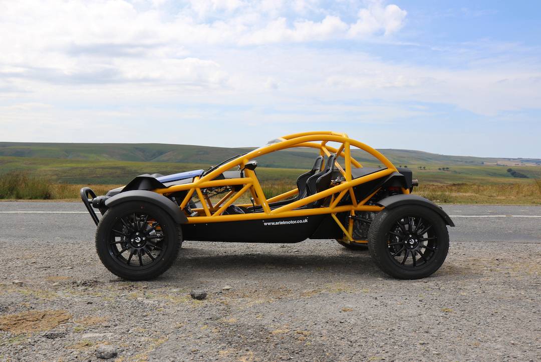 Самодельный спортивный автомобиль реплика ariel atom: фото сборки