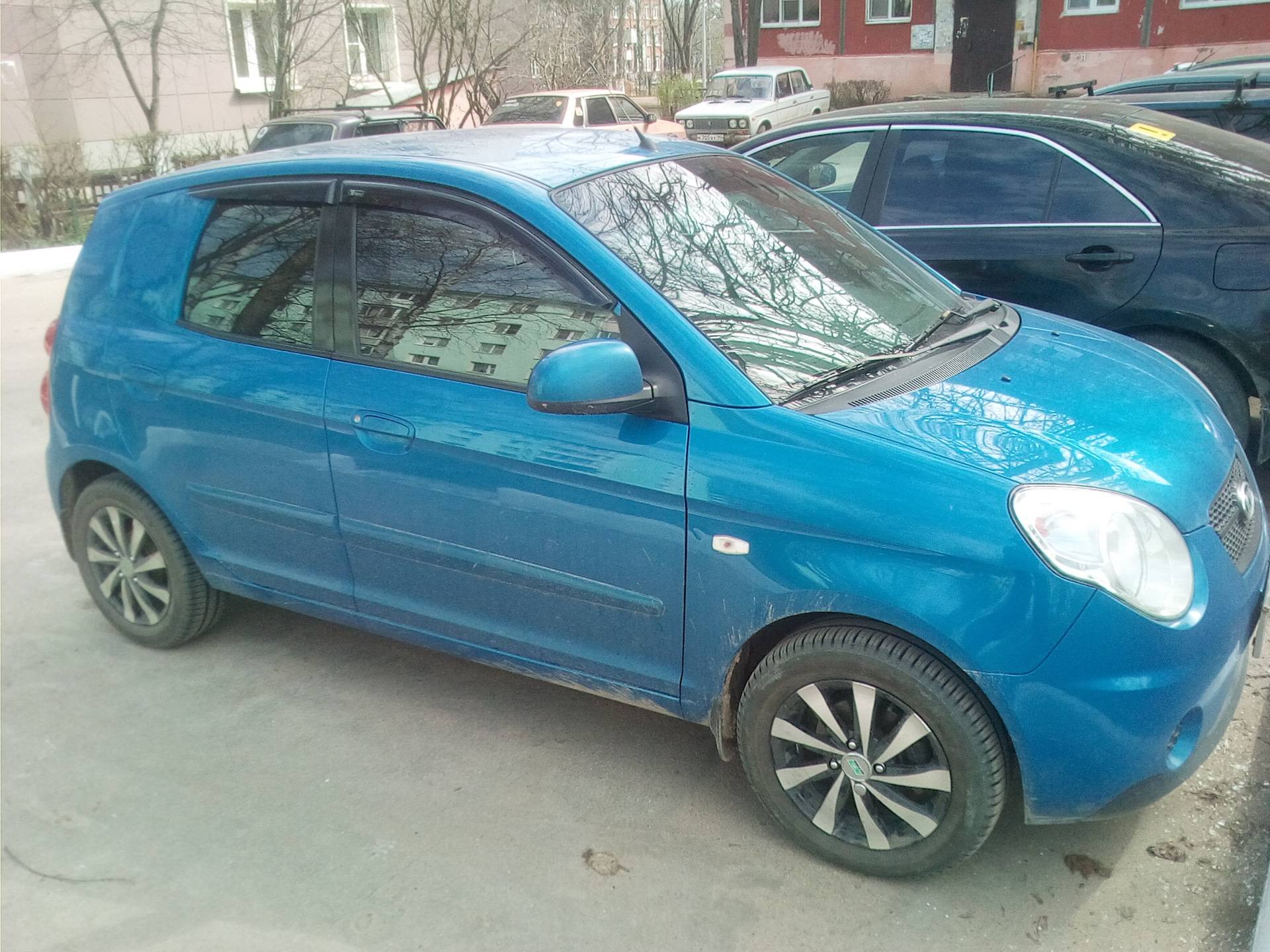 Купить машину за 1 рубль. Киа Пиканто синяя. Киа Пиканто 1 поколение. Кия Пиканто за 300 тыщ. Kia 1c Blue.
