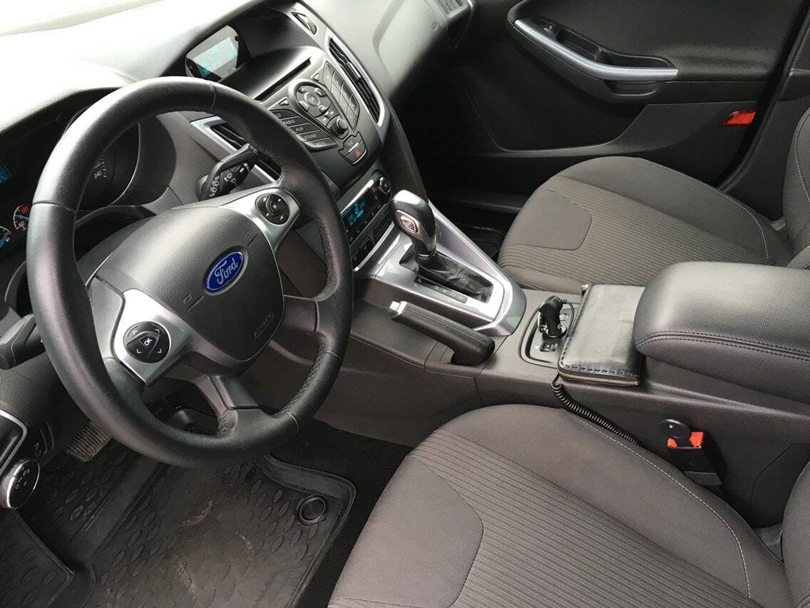 Автомобиль без фокусов: обзор Ford Focus III