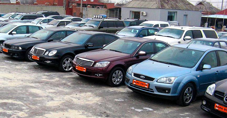 В России чаще покупают девятилетние автомобили 