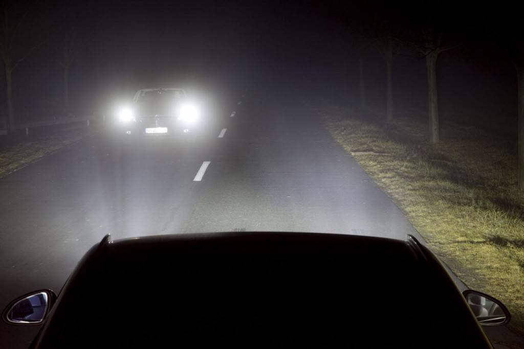 Как улучшить свет фар в автомобиле - ближнего и дальнего света