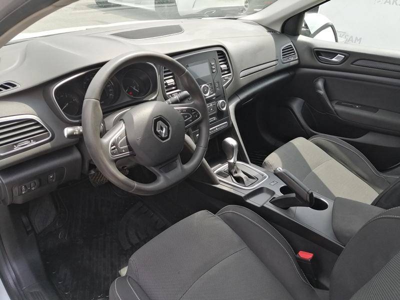 Renault megane 3, обзор, характеристики, отзывы владельцев, стоит ли покупать на вторичном рынке - autotopik.ru